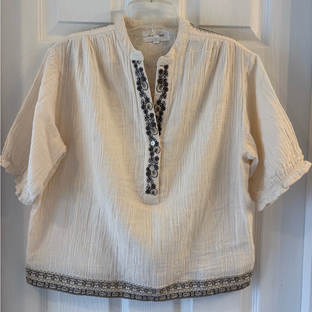 Dear John Cream gauze short sleeve Blouse with Black Embroidery. Sz S